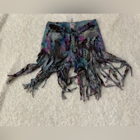 🆕 Multi Color Denim Shorts High Waisted Frayed Raw Hem Tassels Shorts Size 5
